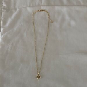 Kendra Scott Gold Quinn Clover Necklace (Used Once)
